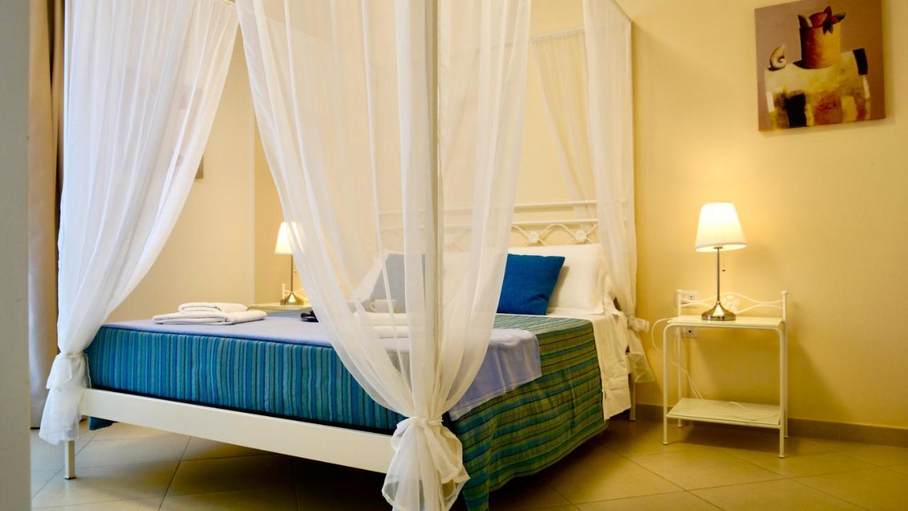 La Corte Di Leuca Residence Леука Экстерьер фото